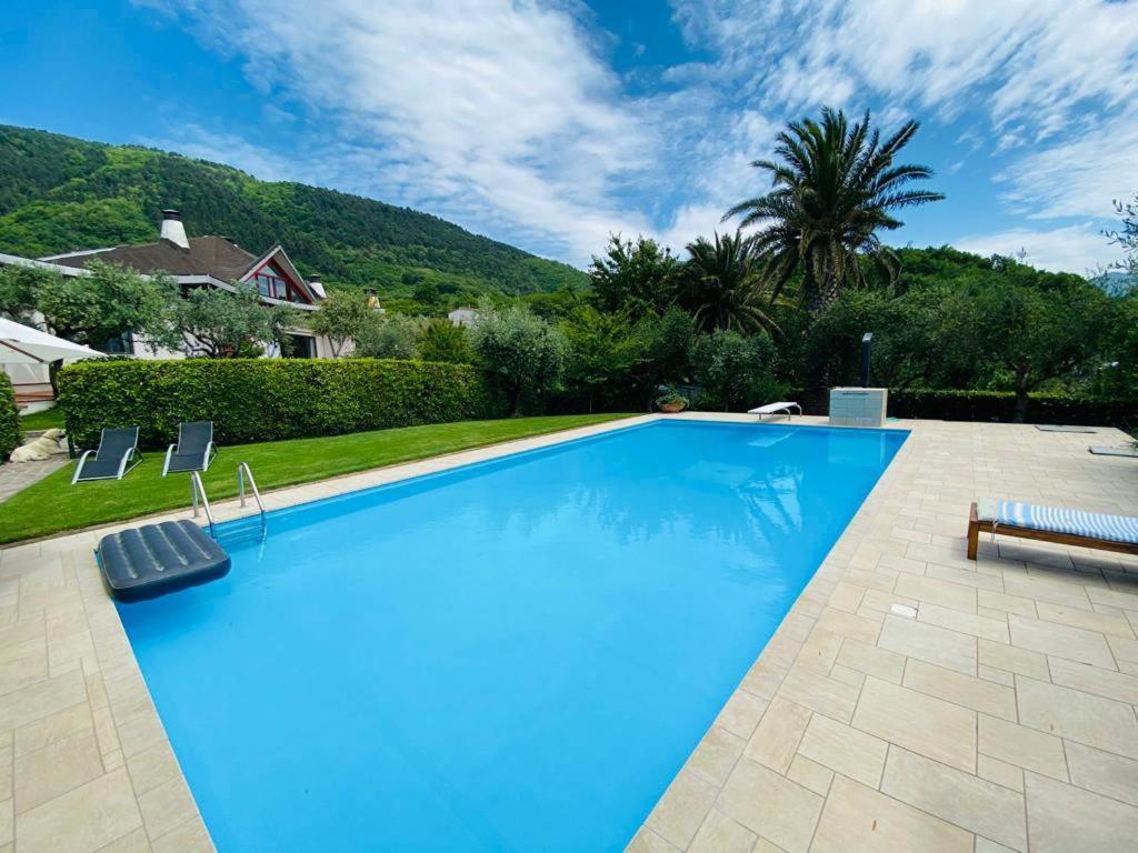 Villa Mandetta B&B Santo Stefano del Sole Exterior photo